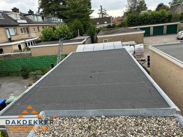 Dakinspectie plat dak na renovatie in Bergeijk Dakinspectie plat dak na renovatie in Bergeijk
